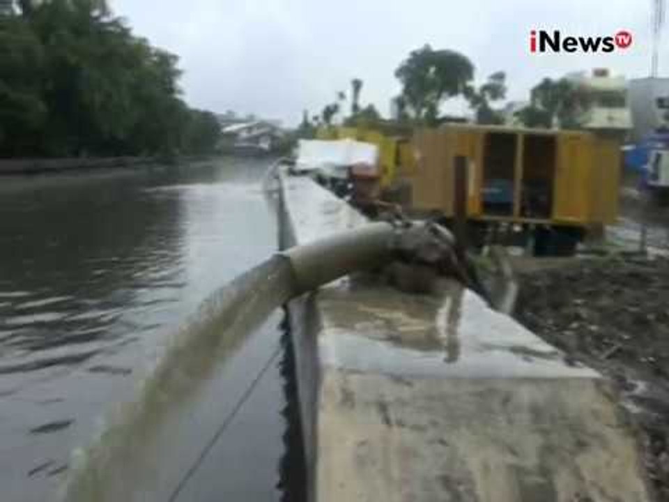 Seharian diguyur hujan, beberapa ruas jalan di Ibukota digenangi banjir - iNews Malam 23/10