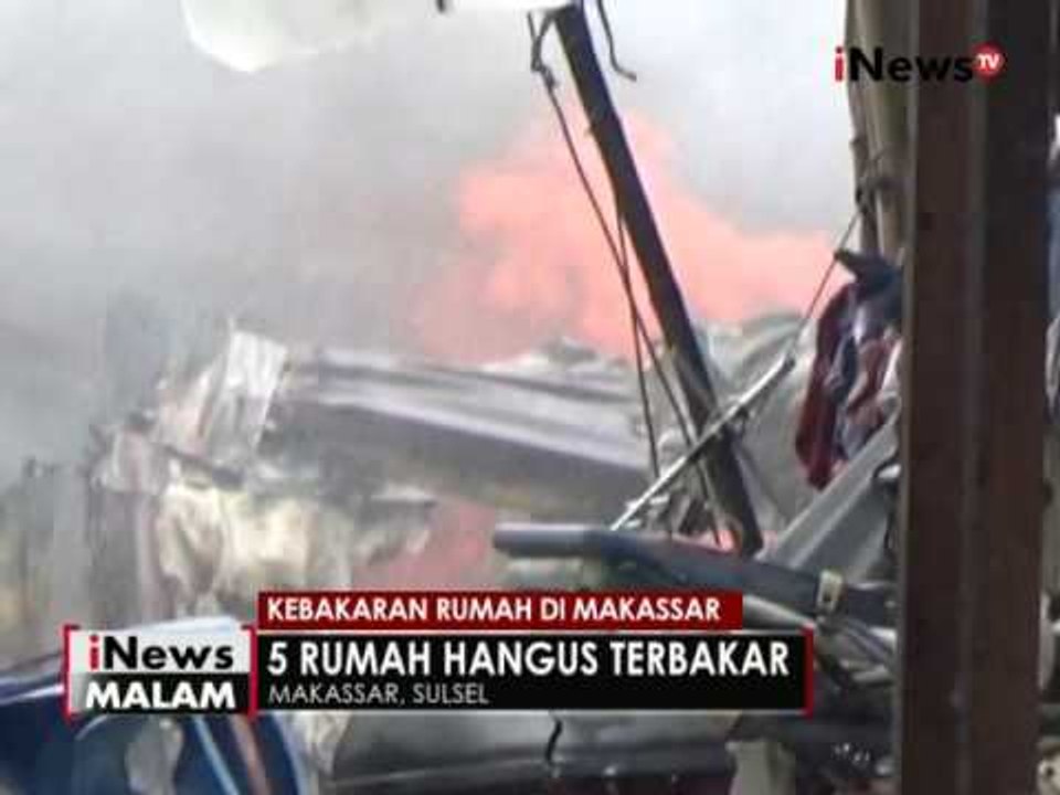 5 rumah di Makassar ludes terbakar, diduga korsleting listrik - iNews Malam 25/10