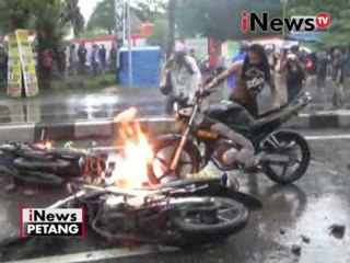 Sumpah Pemuda, Mahasiswa dan aparat saling lempar batu - iNews Petang 28/10