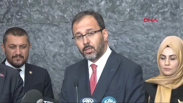 Spor Gençlik ve Spor Bakanı Kasapoğlu, Eski Bakan Bak'tan Görevi Teslim Aldı