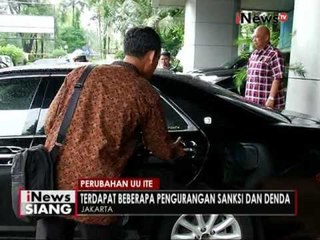 Revisi UU ITE mulai berlaku hari ini - iNews Siang 28/11