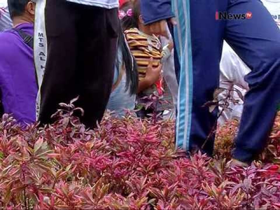 Efek 412 selain banyak sampah, taman di sekitar Bundaran HI juga rusak - iNews Petang 05/12