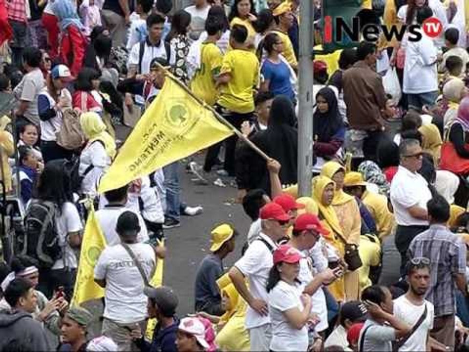 Parade kita Indonesia, banyak terdapat atribut partai politik - iNews Siang 05/12