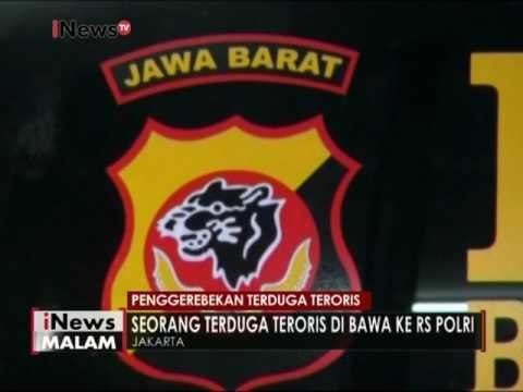 Seorang terduga Teroris dibawa ke RS Polri dengan terpincang-pincang - iNews Malam 25/12