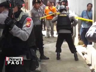 Polisi masih berjaga Pasca Rumah kontrakan terduga Teroris Abu Faiz di grebek - iNews Pagi 27/12