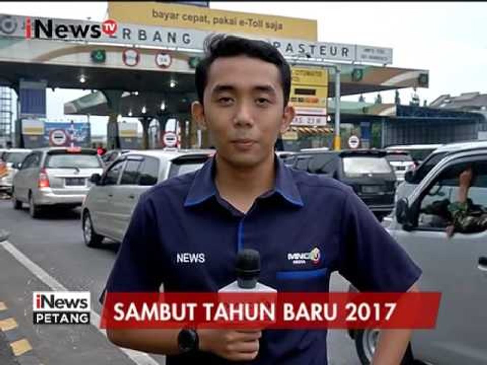 Arus lalu lintas Tol Cikarang Utama, Tol Pasteur & Tol Ciawi jelang tahun baru - iNews Petang 30/12