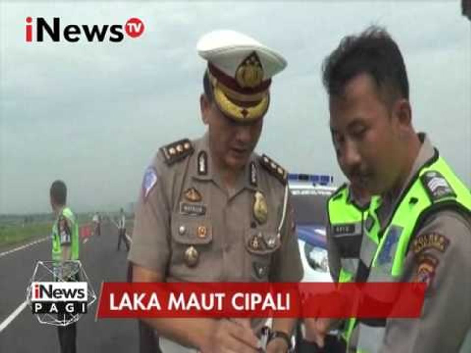 Laka maut Cipali, minibus tabrak tronton, 7 tewas - iNews Pagi 16/01