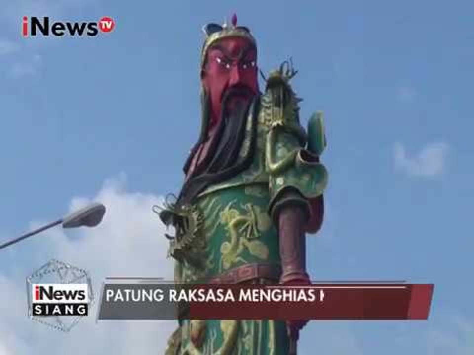 Patung Raksasa Panglima Perang, Jadi Daya Tarik Klenteng di Tuban, Jatim - iNews Siang 22/01