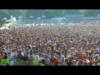 When the whole squad digs the same jam