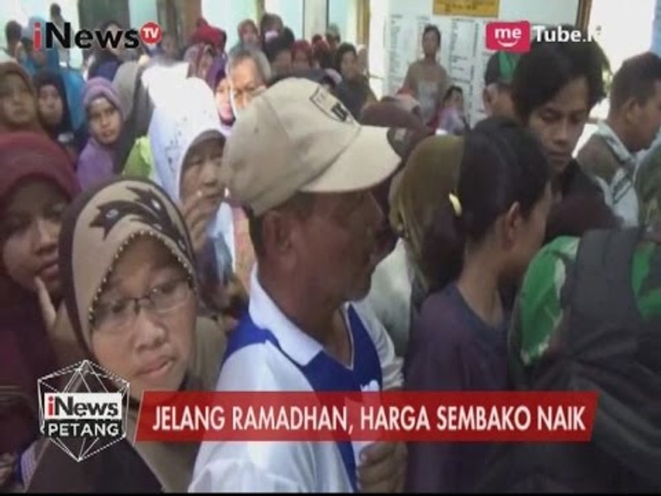Jelang Ramadhan, Ribuan Warga Rela Berdesakan Untuk Mengantri Sembako Murah - iNews Petang 13/05