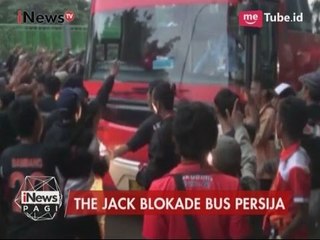 Tak Terima Timnya Selalu Bermain Buruk, Suporter Jak Mania Blokade Bis Persija - iNews Pagi 15/05
