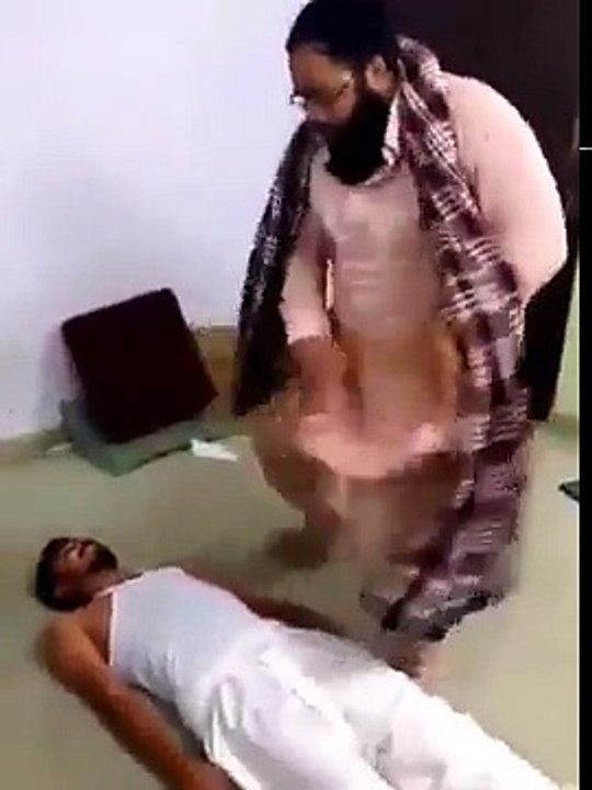 Funny Ghost Dance In Pakistan in Friends Gathering.