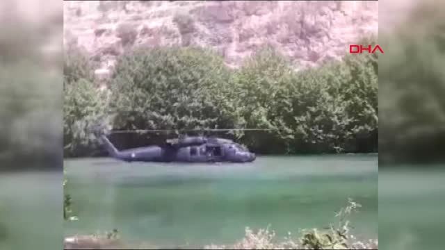 Diyarbakır Dicle Nehri'nde Mahsur Kalan Çoğu Çocuk 12 Vatandaşı Jandarma Kurtardı