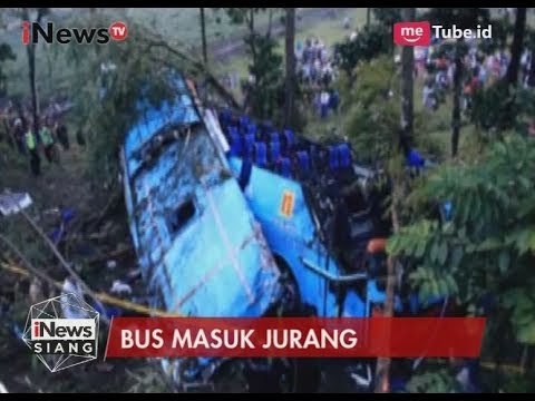 Bus Pemudik Tujuan Jogja Masuk Jurang Karena Sopir Tak Bisa Kendalikan Bus - iNews Siang 24/06