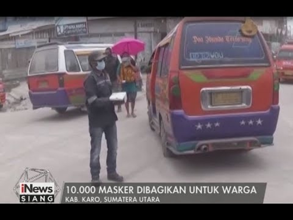 Petugas BPBD Sumut Bagikan 10.000 Masker Kepada Warga Karo - iNews Siang 03/08
