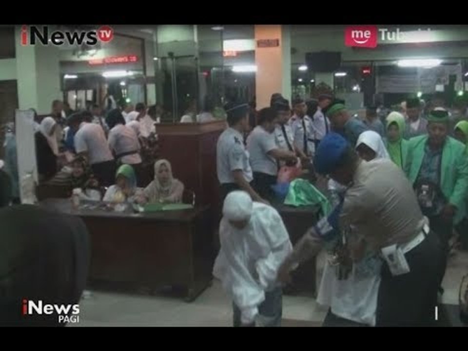 Petugas Bea Cukai Bandara Juanda Sita Radio Komunikasi Milik Calon Jamaah Haji - iNews Pagi 24/08