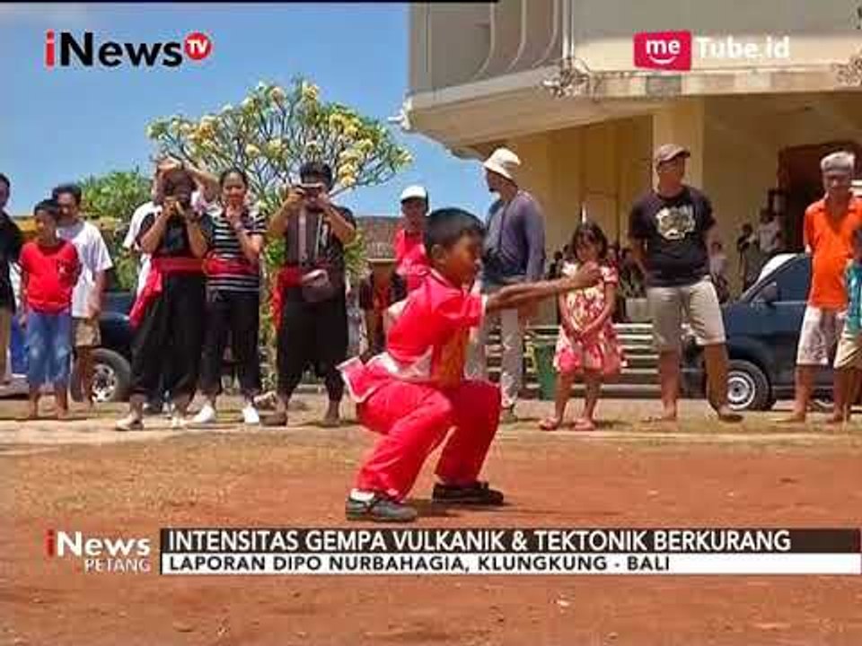 Laporan Aktivitas Para Pengungsi Bencana Gunung Agung di Gor Suecapura - iNews Petang 01/10