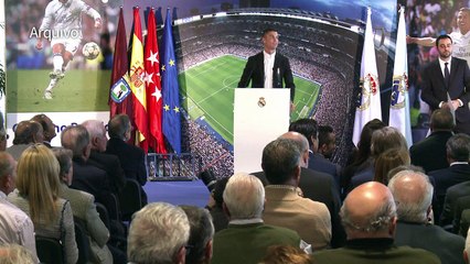 Cristiano Ronaldo assina pela Juventus