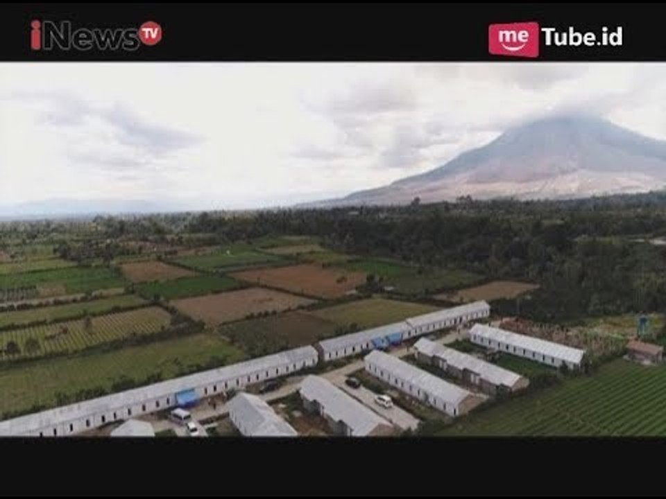 Sudah 7 Tahun Pengungsi Gunung Sinabung Tinggal di Lokasi Pengungsian Part 01 - Rakyat Bicara 07/10