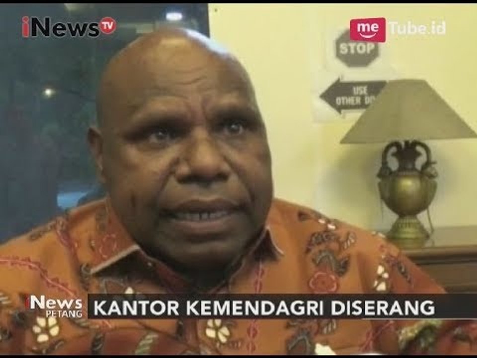 Bupati Tolikara Meminta Polisi Untuk Mencari Dalang Perusakan Kantor Kemendagri - iNews Petang 14/10