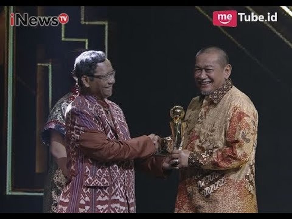 Provinsi Jabar Mendapatkan Apresiasi Pembinaan Atlet Muda Berprastasi - Indonesia Awards 2017