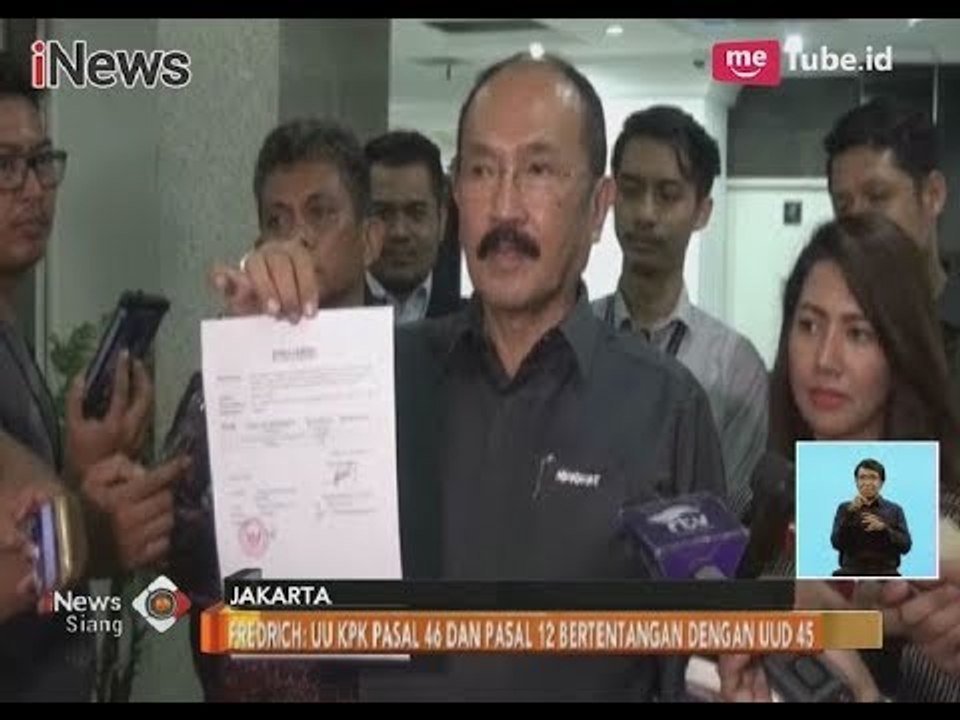 Kuasa Hukum Setya Novanto Ajukan Uji Materi UU KPK Pasal 46 & 12 - iNews Siang 15/11