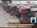 Kementan Gelar Panen Raya & Membagikan Puluhan Traktor untuk Petani Indramayu - iNews Siang 24/11