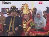 Presiden Jokowi & Ibu Iriana Menyematkan Kain Ulos Kepada Kahiyang-Bobby - Special Event 25/11