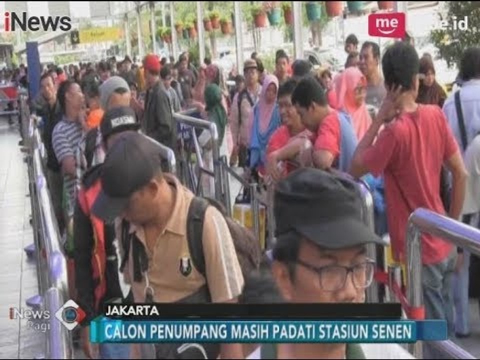 Liburan Natal Berakhir, Stasiun Pasar Senen Masih Padat Penumpang -  iNews Pagi 27/12