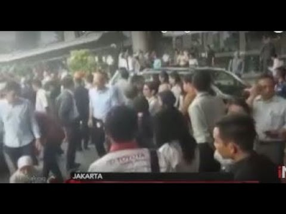 Selasar BEI Roboh, IHSG Perdagangan Sesi II Dibuka Melemah - Breaking News 15/01