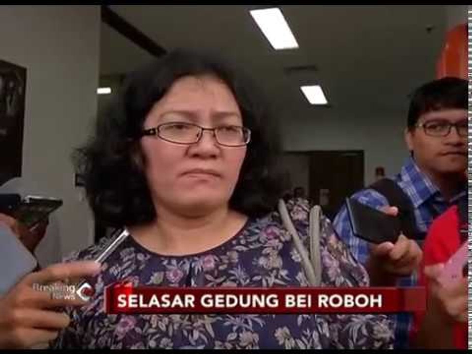 Saat Selasar BEI Roboh, Saksi Mengira Gempa Bumi - Breaking News 15/01