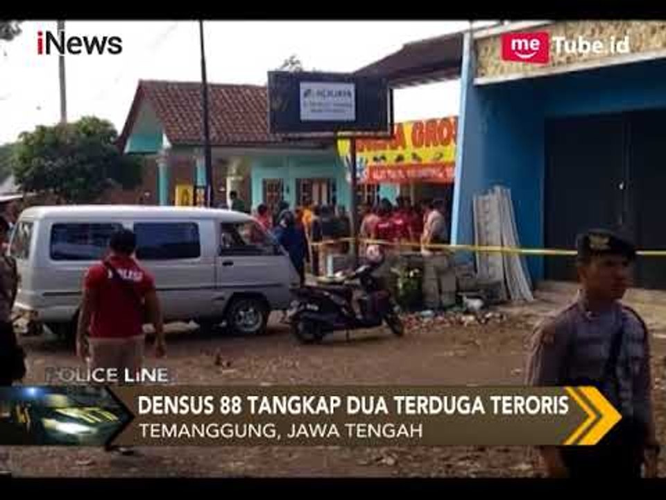 Gerebek Toko Sandal, Densus 88 Berhasil Menangkap 2 Teroris - Police lIne 01/02