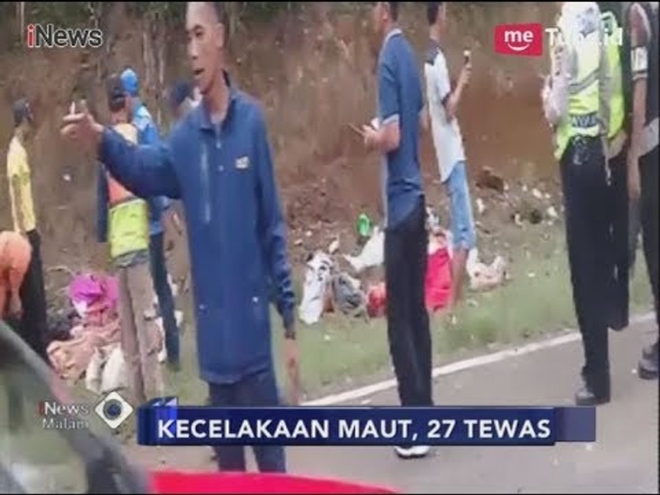 [Video Amatir] Suasana Kepanikan di Tanjakan Emen Usai Bus Hantam Tebing - iNews Malam 10/02