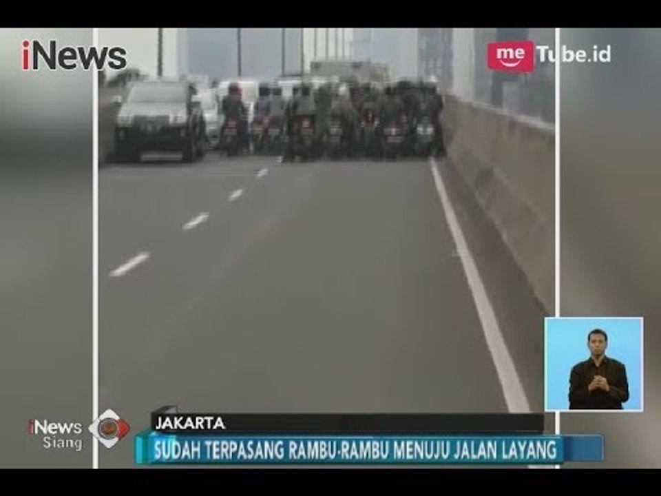 Begini Aksi Pemotor Tertangkap Basah Lewati Jalan Layang Non Tol Casablanca - iNews Siang 03/03