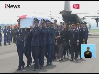 Jenazah Pilot Kolonel Penerbang Disambut Haru di Bandar Udara Abdul Rahman Saleh - iNews Siang 21/03