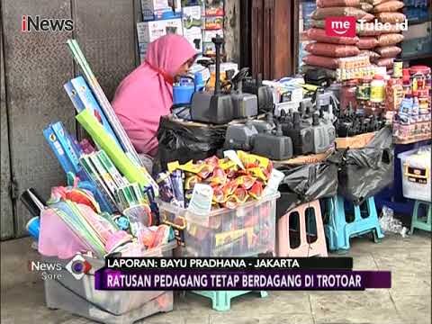 Ratusan PKL Tetap Berdagang di Trotoar Jatinegara - iNews Sore 23/03