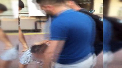 Sokak ortasında teşhire linç girişimi