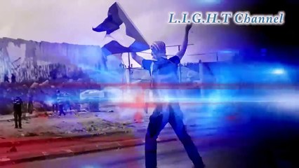 Donald Trump kisses daughter Ivanka in a really creepy way!