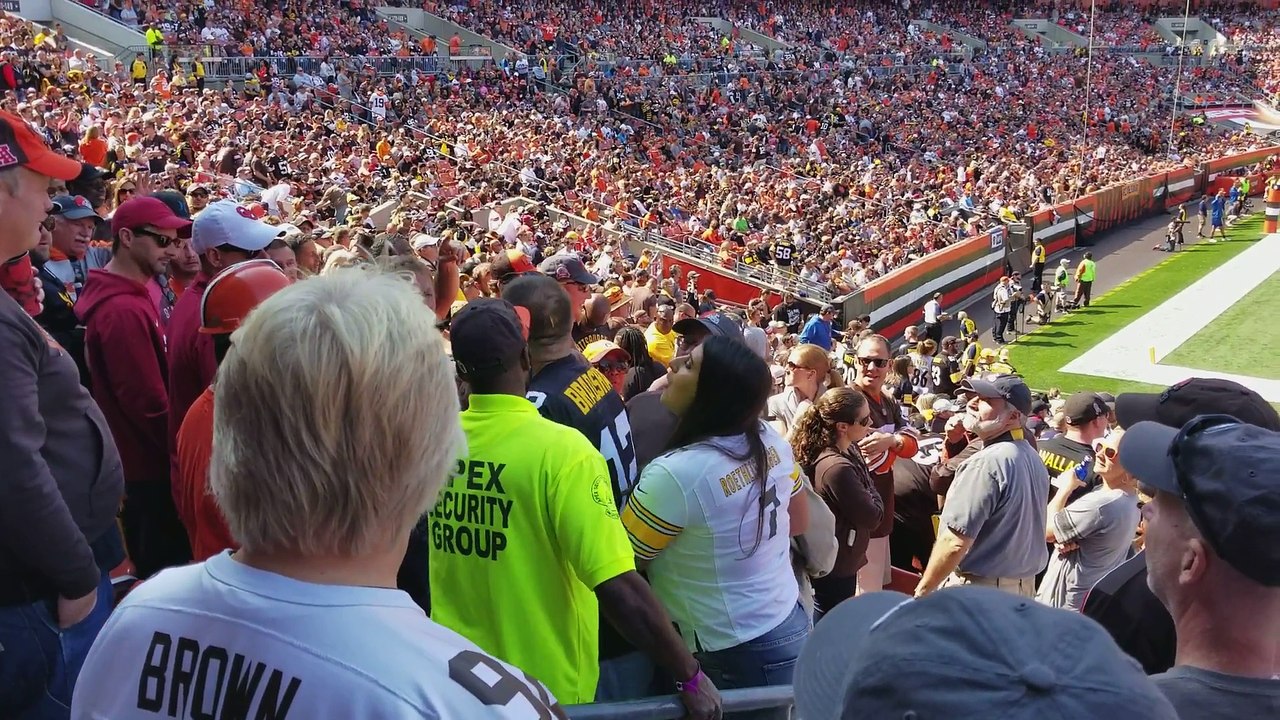 Football Fans Fighting in Stadium video Dailymotion