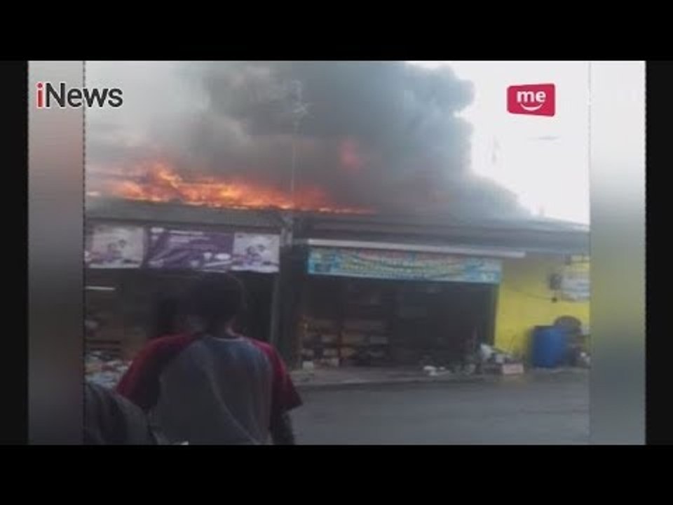 Kios di Sumur Batu Dilalap Api, 22 Unit Mobil Damkar Diterjunkan - iNews Malam 20/04