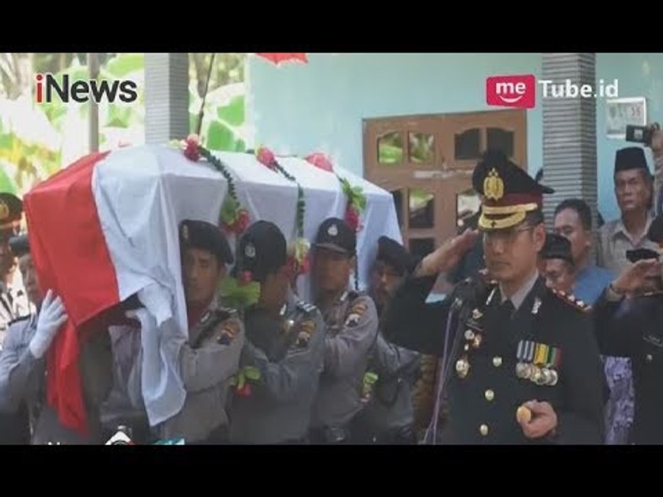 Suasana Duka Pemakaman Briptu Wahyu Catur di Kebumen - iNews Pagi 11/05