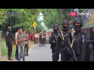 Скачать видео: Tim Densus 88 Amankan Dua Anggota JAD Terkait Teroris di Tambun, Bekasi - iNews Pagi 18/05