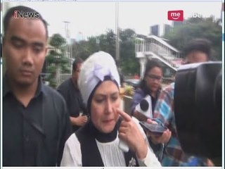 Ibu Zumi Zola Menangis Usai Diperiksa KPK - iNews Malam 24/05