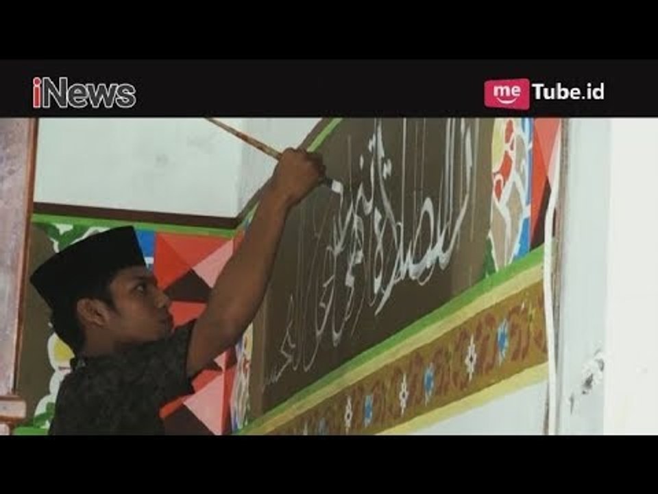 KEREN!! Santri Ponpes Al-Husna Lukis Lingkungan Masjid dengan Seni Kaligrafi - Special Report 05/06