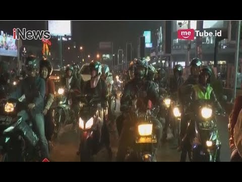 Ini Penampakan Ribuan Pemudik Motor Lintasi Jalan Raya Kalimalang - iNews Malam 10/06