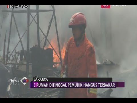 Diduga Akibat Bakar Sampah, 3 Rumah yang Ditinggal Mudik Hangus Terbakar - iNews Sore 20/06