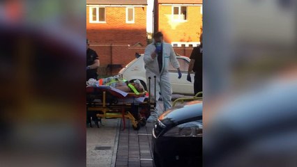Británico contaminado con Novichok recupera la conciencia