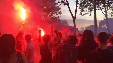 Victoire de la France dans la fan zone place Jules Ferry