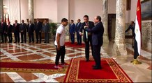 الرئيس السيسى  يمنح الأوسمة الرياضية لأبطال 