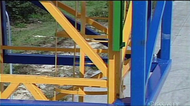 How Its Made 1406 Ski Goggles Tower Cranes Porcelain Figurines Diesel Engines